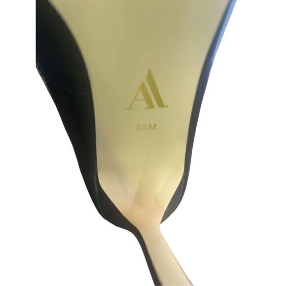 NWOB Ava&Aiden Black/ Gold Leather Pumps/ Stilletos Size 8.5 - Picture 5 of 16